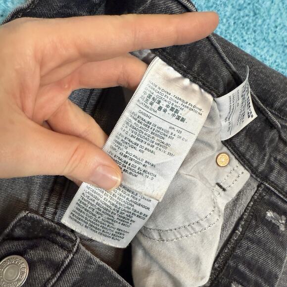 Levi's Premium Wedgie Jeans Womens 30 Button Fly Gray High Rise Denim Raw Hem - Picture 13 of 16